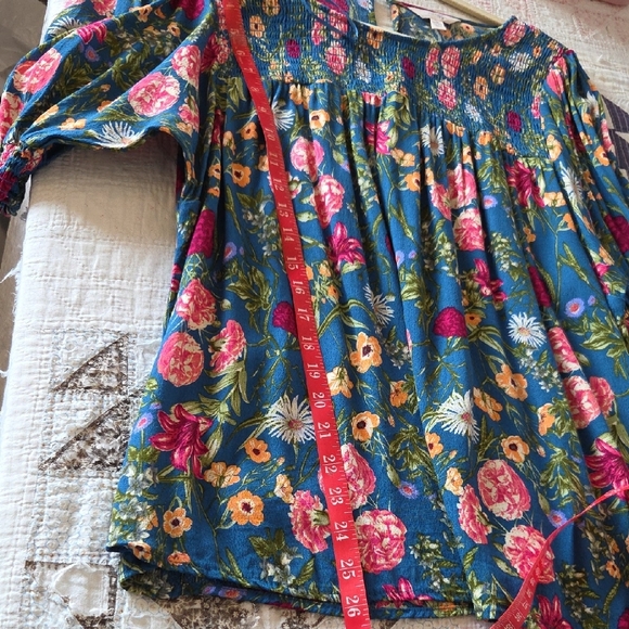 Terra & Sky Multicolor Floral Blouse - Picture 5 of 8